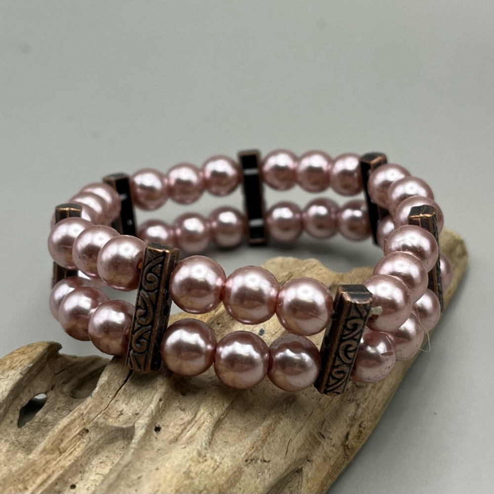 Elegant Stretchy Pink Beaded Bracelet
